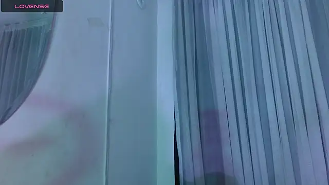 antonella rosecs online show from 11-29-25, 04:34