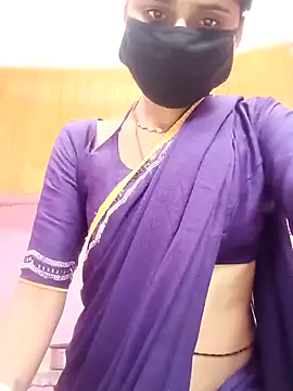 Snapshot of Rajni_chauhan chatting on 04-30-26, 04:36 Rajni chauhan online show from 04-30-26, 04:36