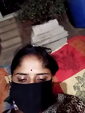 Snapshot of Rajni_chauhan chatting on 05-19-26, 04:58 Rajni chauhan online show from 05-19-26, 04:58