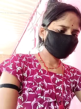 Snapshot of Rajni_chauhan chatting on 05-18-26, 09:03 Rajni chauhan online show from 05-18-26, 09:03