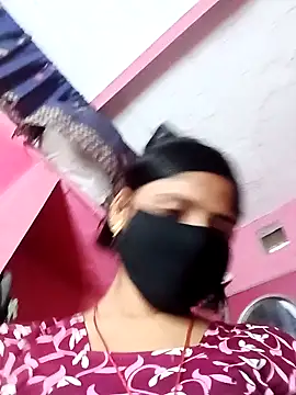 Snapshot of Rajni_chauhan chatting on 05-20-26, 04:04 Rajni chauhan online show from 05-20-26, 04:04