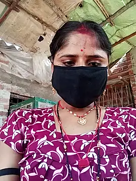 Snapshot of Rajni_chauhan chatting on 06-08-26, 10:16 Rajni chauhan online show from 06-08-26, 10:16