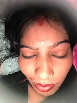Snapshot of Ragni_bhargav chatting on 04-23-26, 11:17 Ragni bhargav online show from 04-23-26, 11:17