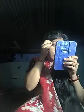 Snapshot of Ragni_bhargav chatting on 07-19-26, 02:03 Ragni bhargav online show from 07-19-26, 02:03