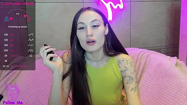 honeybuns lizzy online show from 04-19-26, 06:10