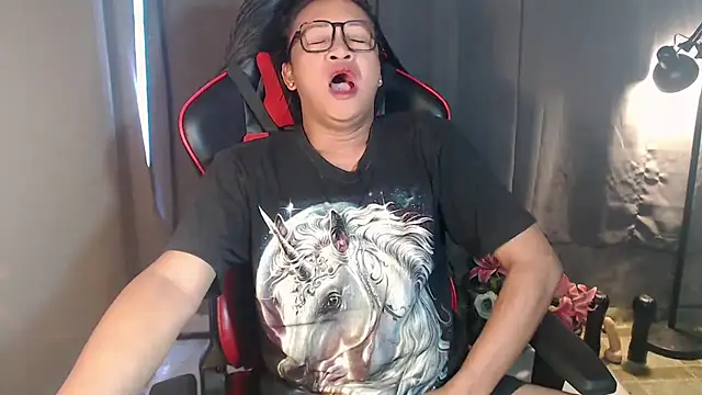 smokeprincess online show from 11-19-25, 04:51