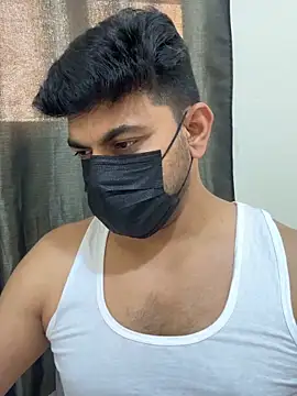 Handsome8677 online show from 06-07-26, 11:59