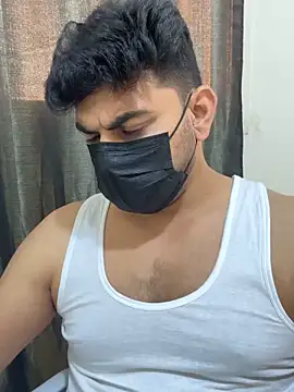 Handsome8677 online show from 06-03-26, 02:44