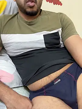 Handsome8677 online show from 02-04-26, 08:09