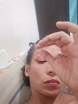 Teressa Love online show from 11-13-25, 11:36