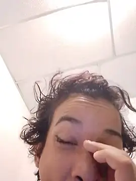 Teressa Love online show from 11-05-25, 09:45