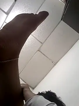 Teressa Love online show from 11-20-25, 12:39