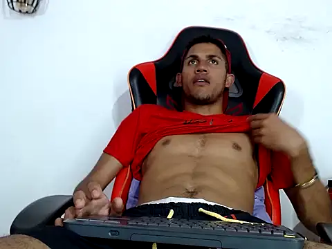 sexy latin cum online show from 10-18-25, 11:18