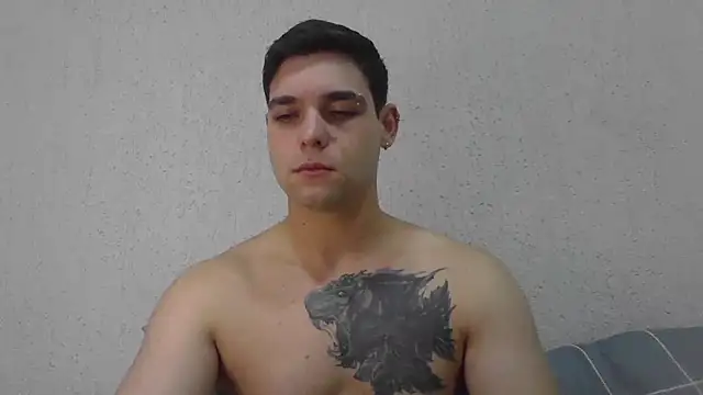 Snapshot of Zure-xxx chatting on 06-03-26, 01:28 Zure-xxx online show from 06-03-26, 01:28