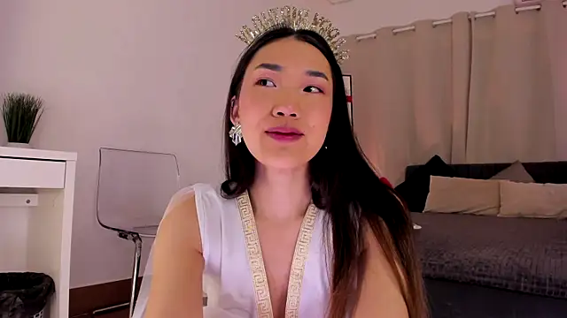 Divine Madeleine online show from 01-10-26, 07:15