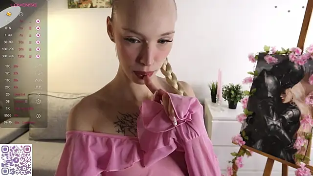 Grace Glend online show from 07-16-26, 10:18