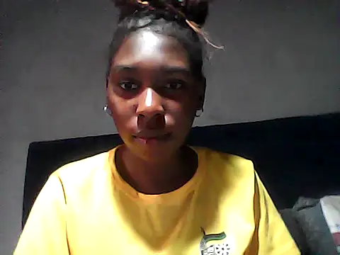 sexysmalldaily04 online show from 10-18-25, 01:46