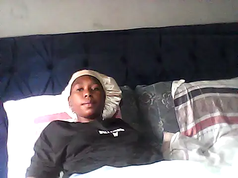 sexysmalldaily04 online show from 10-21-25, 09:52