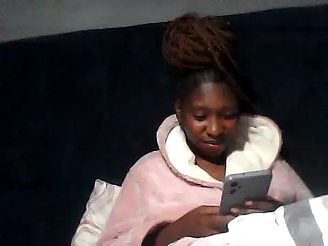 sexysmalldaily04 online show from 10-17-25, 08:10