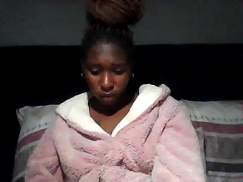 sexysmalldaily04 online show from 10-22-25, 06:07