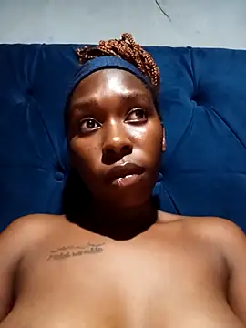 sexysmalldaily04 online show from 11-10-25, 05:40