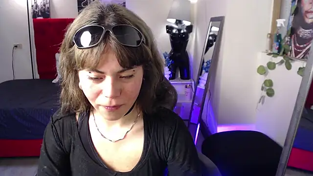 Insomniia  online show from 10-22-25, 06:40