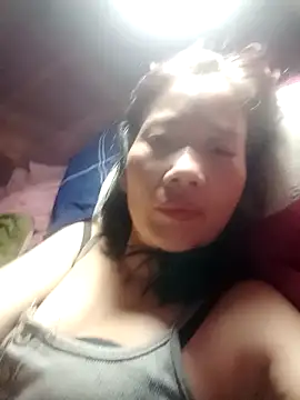Snapshot of Lonababy68 chatting on 10-19-25, 03:59 Lonababy68 online show from 10-19-25, 03:59