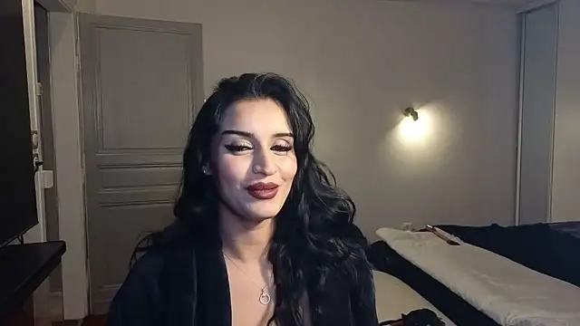 Snapshot of Lailawick chatting on 01-09-26, 08:16 Lailawick online show from 01-09-26, 08:16