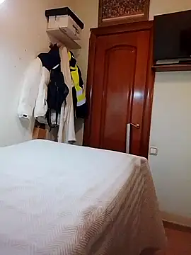 juliatoo online show from 04-29-26, 10:05