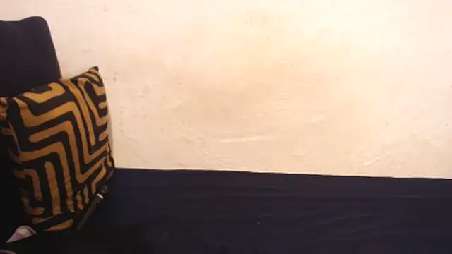 Snapshot of TallEbonyBabe chatting on 03-02-26, 04:02 TallEbonyBabe online show from 03-02-26, 04:02