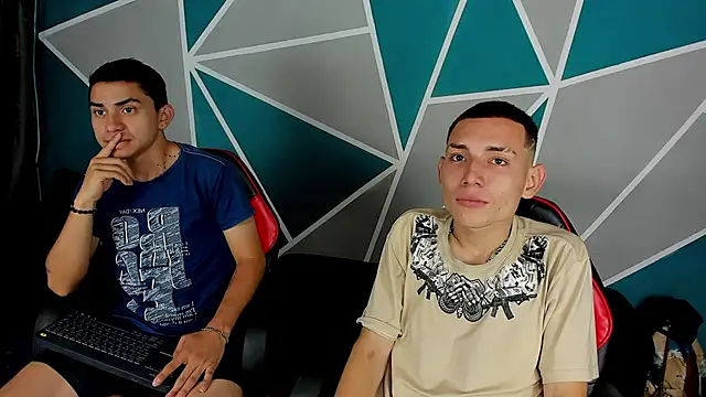 Snapshot of precioso97 chatting on 10-23-25, 11:42 precioso97 online show from 10-23-25, 11:42