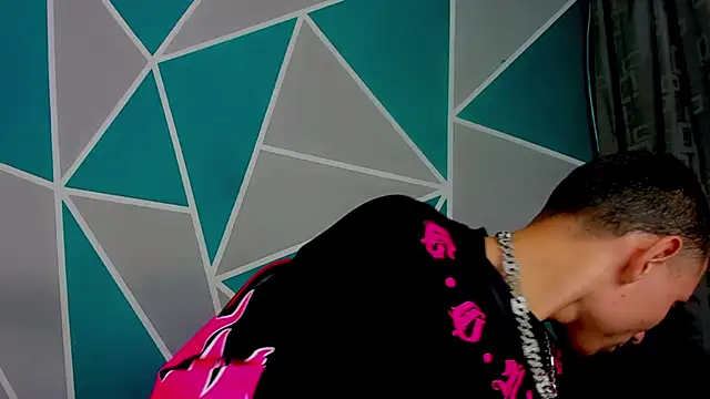 Snapshot of precioso97 chatting on 10-17-25, 11:01 precioso97 online show from 10-17-25, 11:01