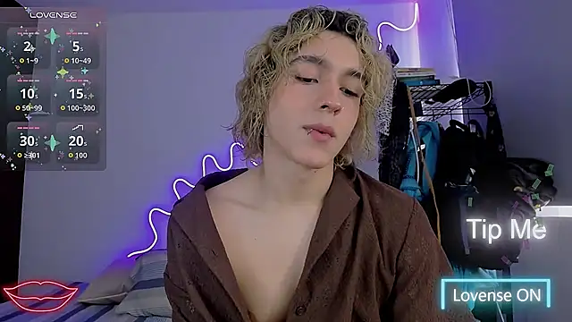 Lyric Mirage online show from 11-14-25, 08:45