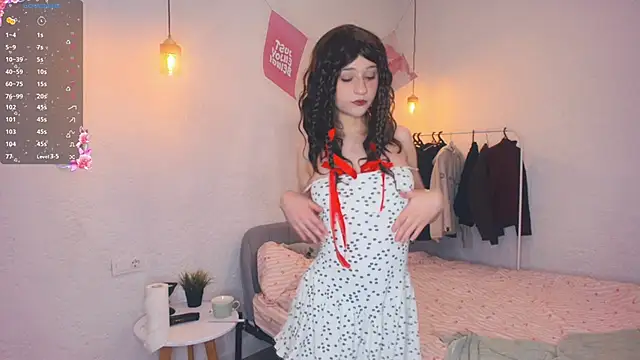 Melisaa Cooper online show from 10-24-25, 03:22