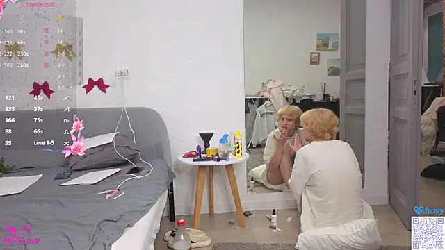 Melisaa Cooper online show from 12-22-25, 09:42