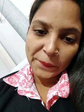 Anshika1431 online show from 11-08-25, 03:10