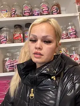 CherryXOX- online show from 11-20-25, 11:00