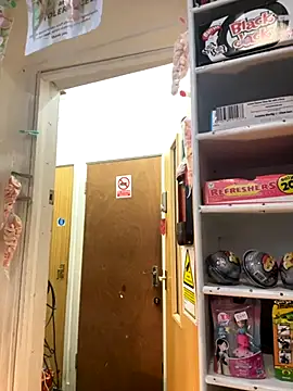 CherryXOX- online show from 11-08-25, 01:03