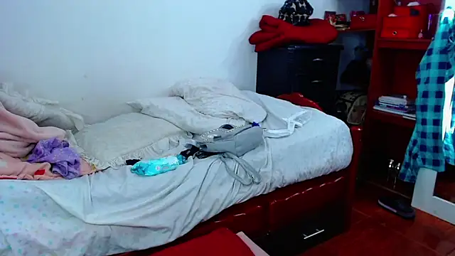 MariamGray1 online show from 03-05-26, 03:25