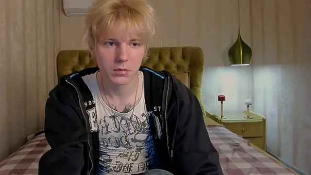 KevinMilky online show from 11-12-25, 03:05