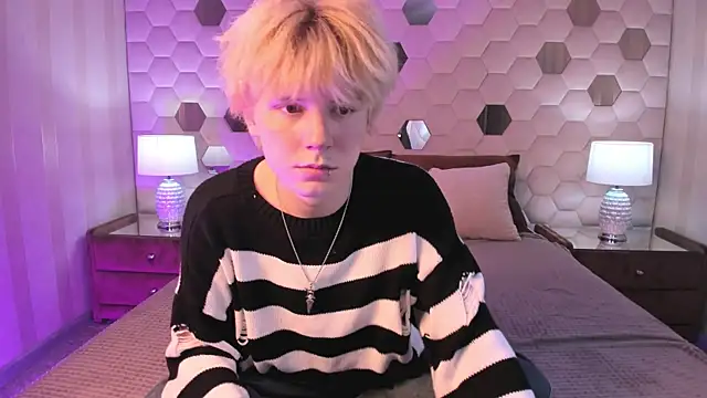 KevinMilky online show from 11-09-25, 08:24