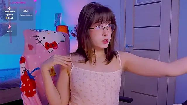 Soffi Toffi online show from 01-06-26, 10:52