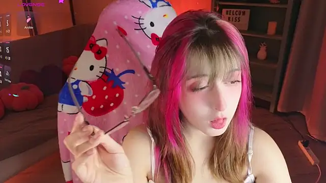 Soffi Toffi online show from 03-18-26, 12:19