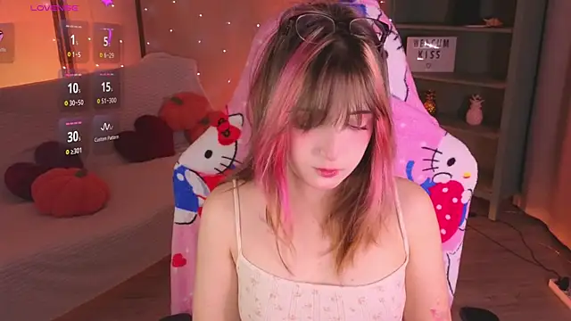 Soffi Toffi online show from 04-14-26, 05:56