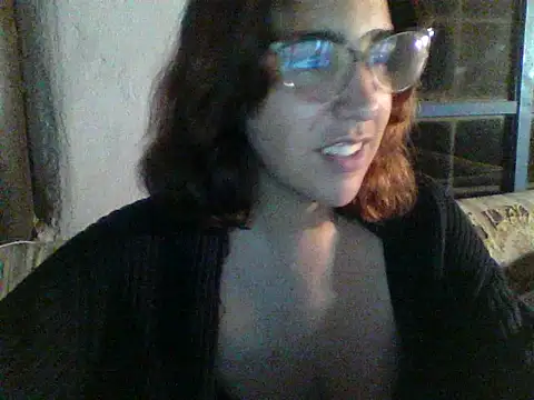 Snapshot of Dani_ela91 chatting on 10-20-25, 04:03 Dani ela91 online show from 10-20-25, 04:03