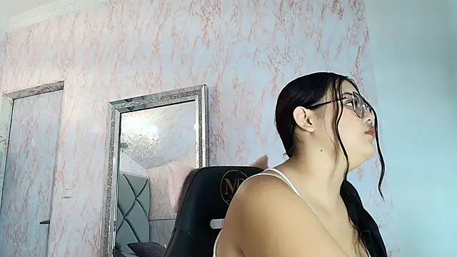 scarlett montoya online show from 01-13-26, 01:48