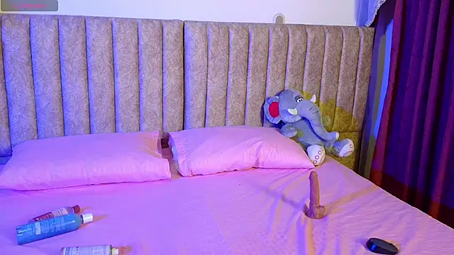 LittleStar SM online show from 11-10-25, 04:28