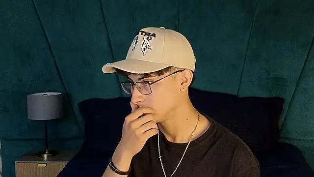 Aaron Eze online show from 12-03-25, 09:47