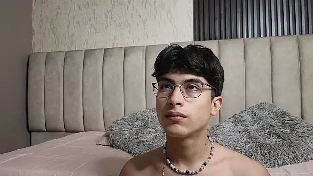 Aaron Eze online show from 01-09-26, 08:05