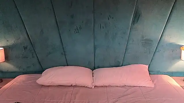 Aaron Eze online show from 02-12-26, 08:41